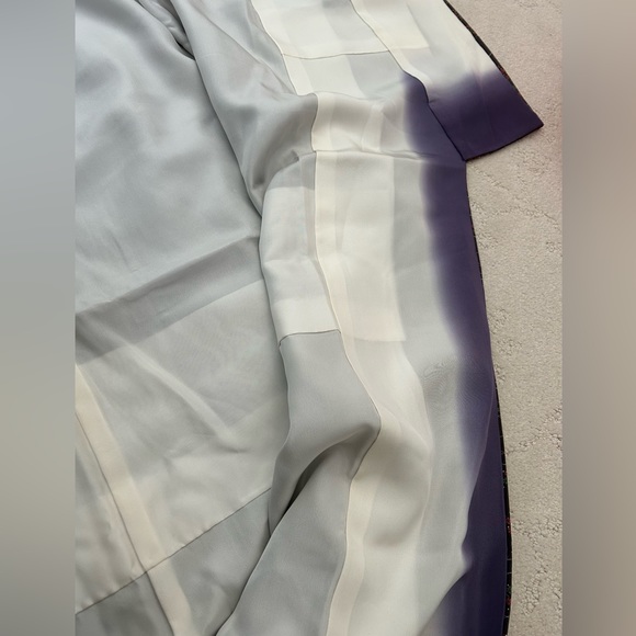 Beautiful Vintage floral dark purple kimono perfect for fall imported Japan - Picture 6 of 8